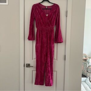 NEVER WORN Elegant Pink Long-Sleeve Jumpsuit